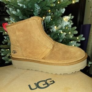 UGG  Neumel Platform Zip Womens SIZE 10 Chestnut